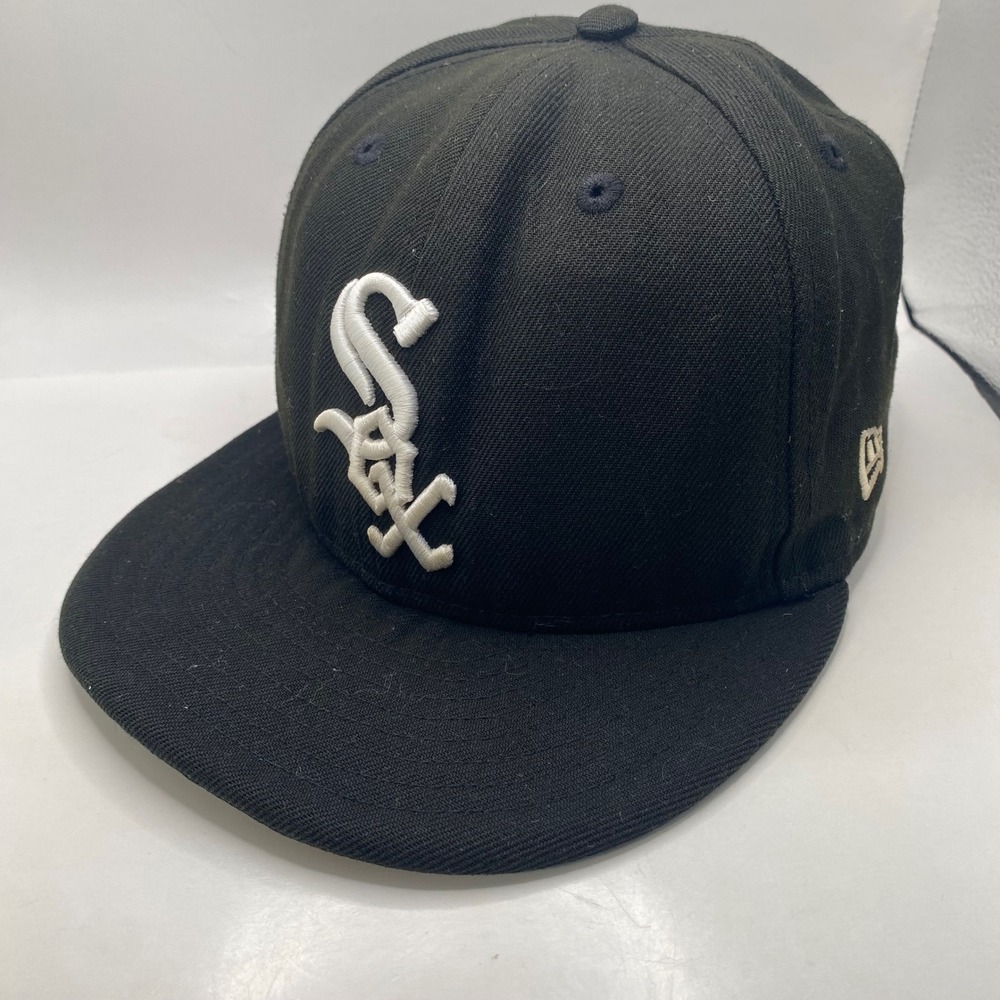 CHICAGO WHITE SOX New Era 59FIFTY Fitted Hat Size 7 Black MLB Authentic On-Field